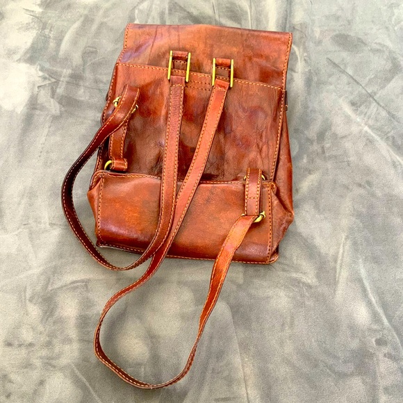 The Bridge Fiereze designer brown leather backpack. Soft/sturdy structure. main image 8